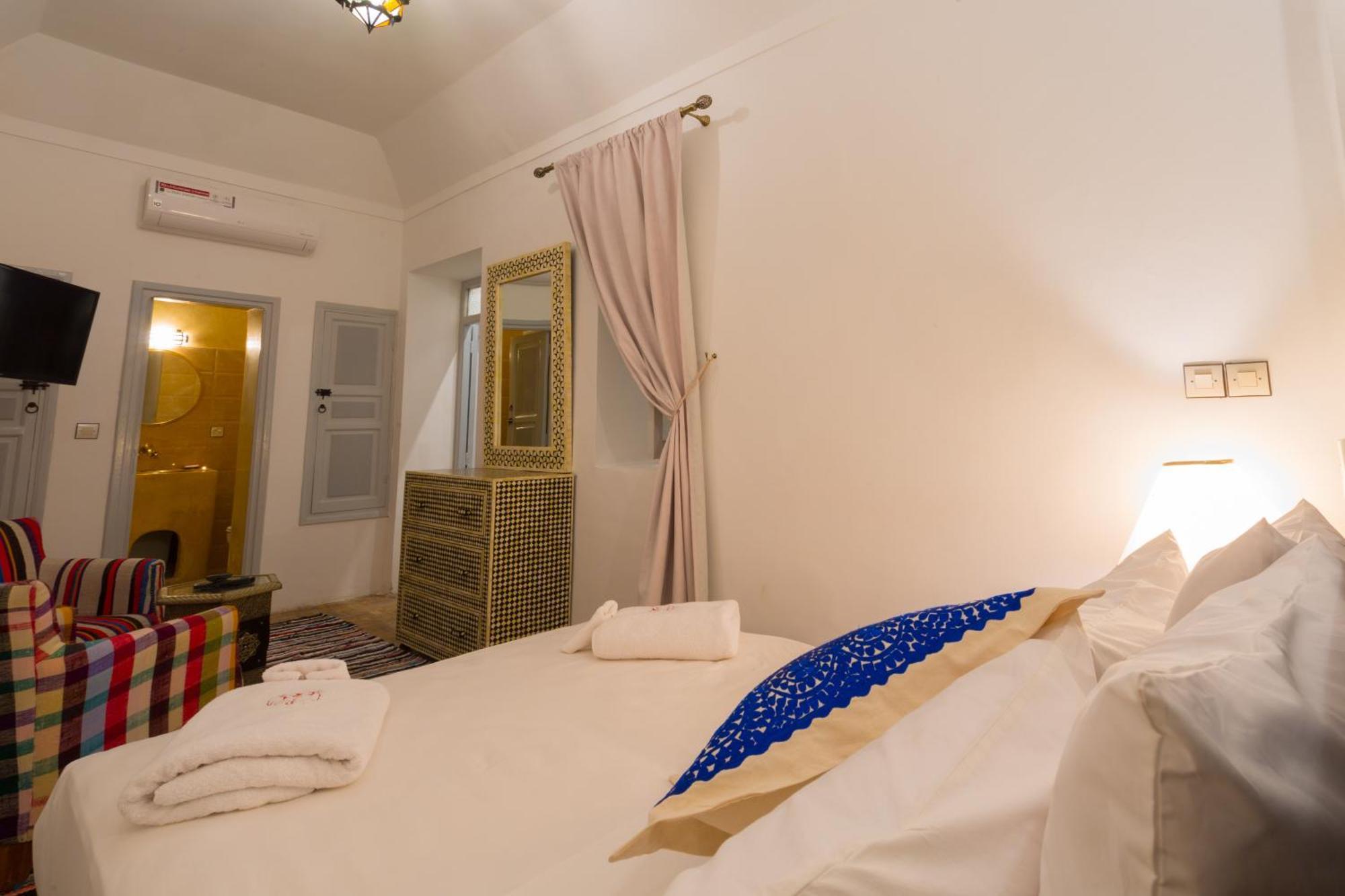 Riad Ikalimo 2 Marrakesh Bagian luar foto